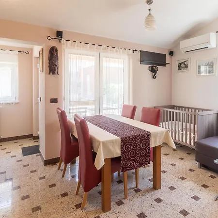 Luxurious Istra Kamen Vila
