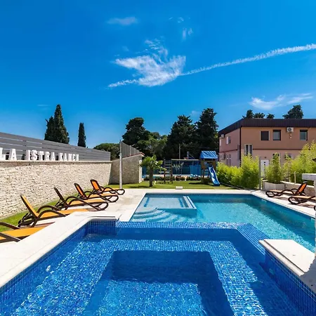 Luxurious Istra Kamen Vila *