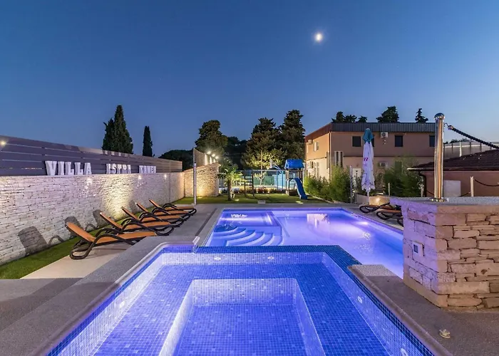 Luxurious Istra Kamen Willa *
