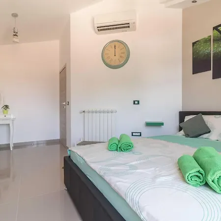 빌라 Luxurious Istra Kamen