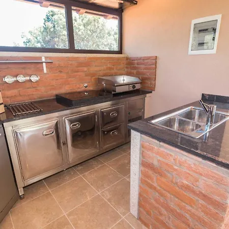 Luxurious Istra Kamen *