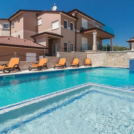 Luxurious Istra Kamen Πούλα