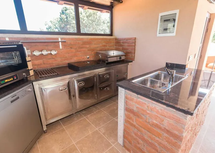 Luxurious Istra Kamen *