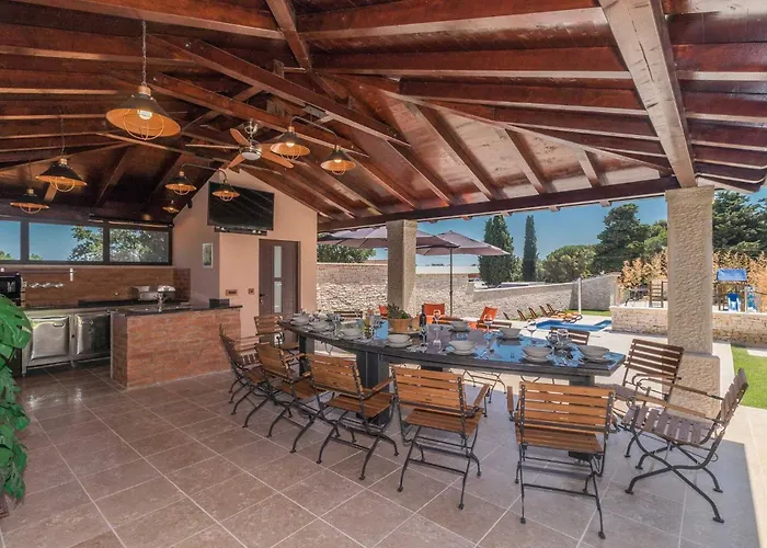 Luxurious Istra Kamen Villa